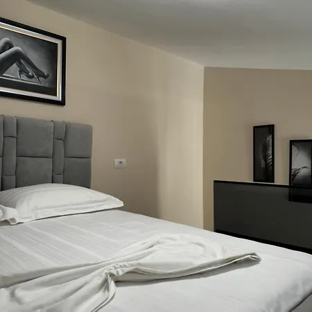 Apartamento Haris Tirana