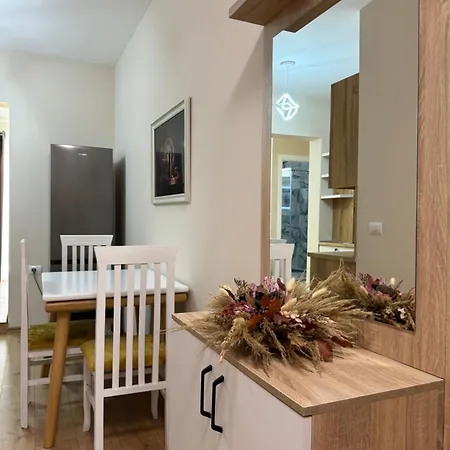 Haris Apartamento Tirana
