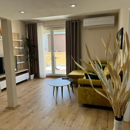 Apartamento Haris Tirana