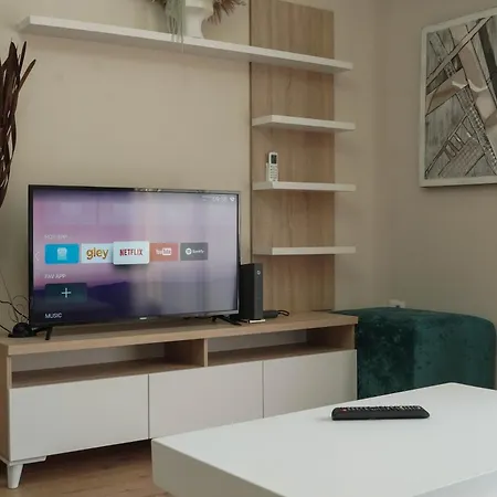 Haris Apartamento *