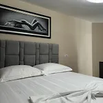 Apartamento Haris Tirana