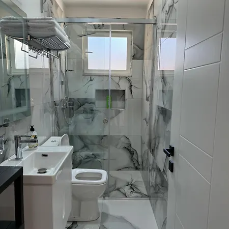 Apartment Haris *