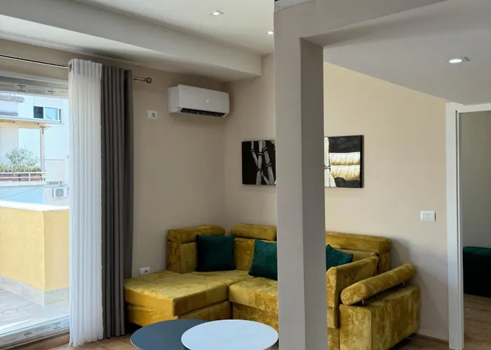 Haris Apartment Tirana