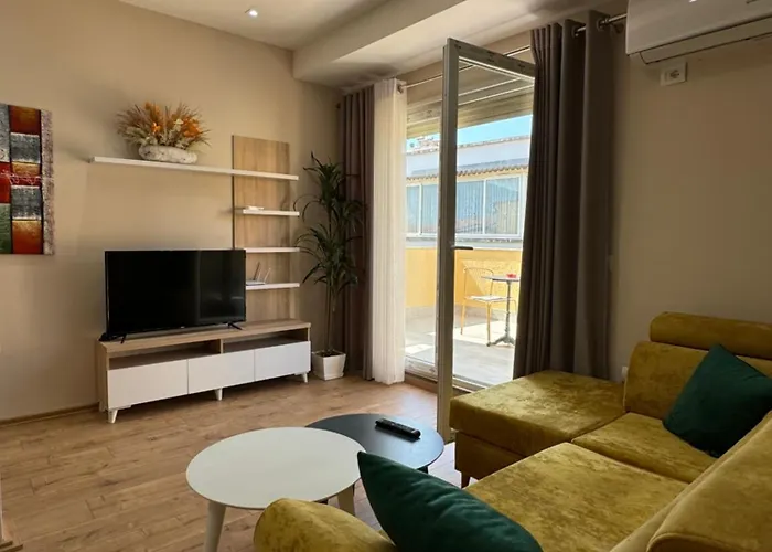 Haris Apartment Tirana